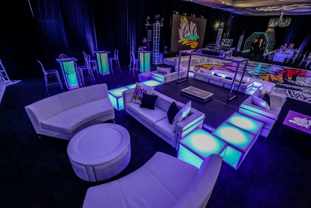 HiNrg DJ's LED lounge furniture